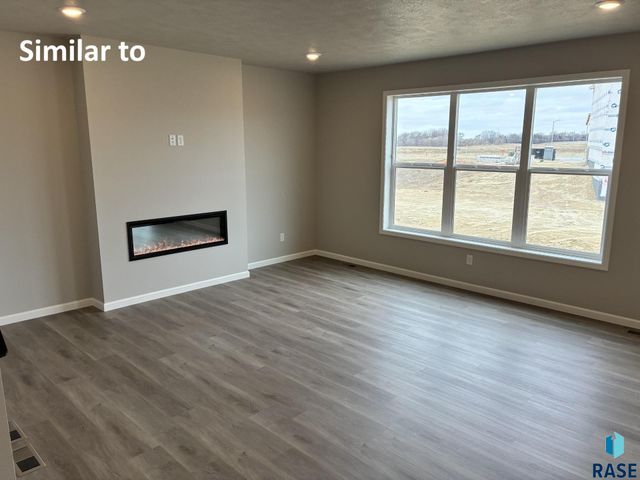 2113 E Alexa St Street, Brandon, SD 57005