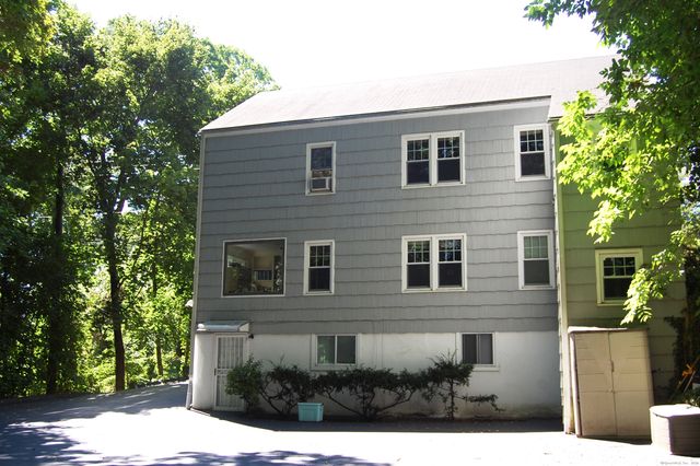 172 East Avenue 174, New Canaan, CT 06840