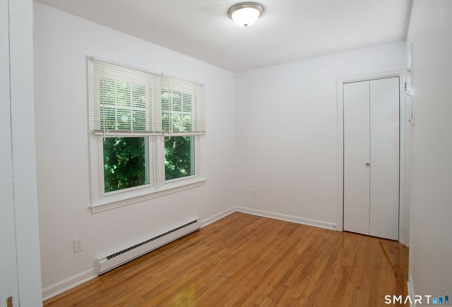 172 East Avenue 174, New Canaan, CT 06840