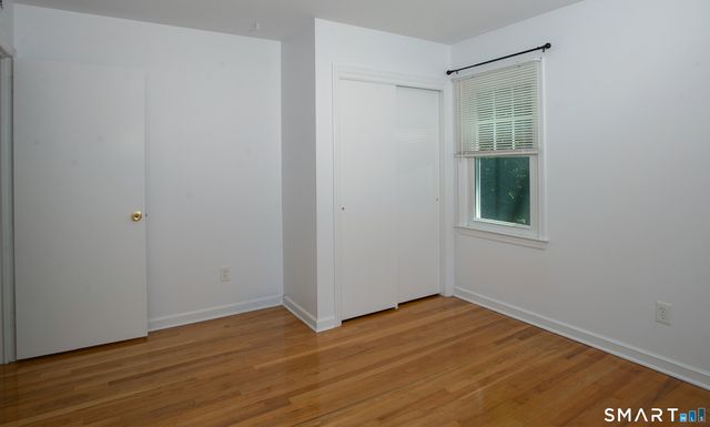 172 East Avenue 174, New Canaan, CT 06840