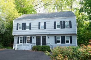 172 East Avenue 174, New Canaan, CT 06840