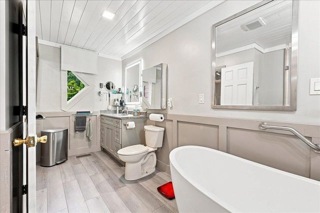 213 Cox Ridge Court, Trvelers Rest, SC 29690