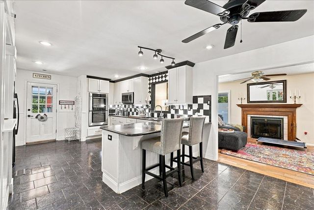 213 Cox Ridge Court, Trvelers Rest, SC 29690