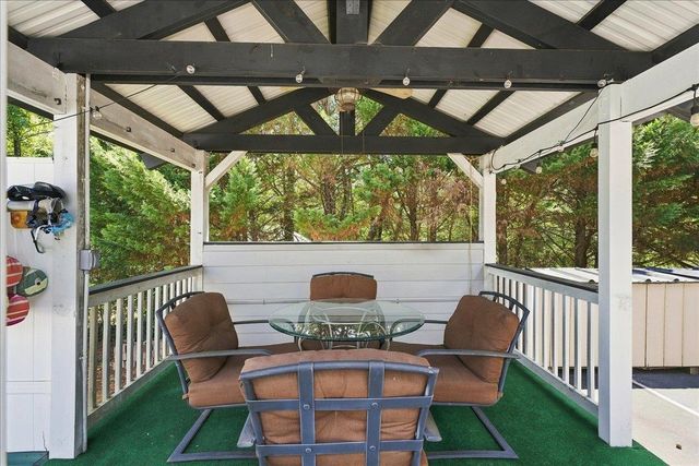 213 Cox Ridge Court, Trvelers Rest, SC 29690