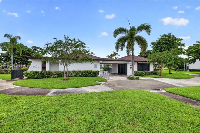 204 Lake Pointe Drive 107, Oakland Park, FL 33309