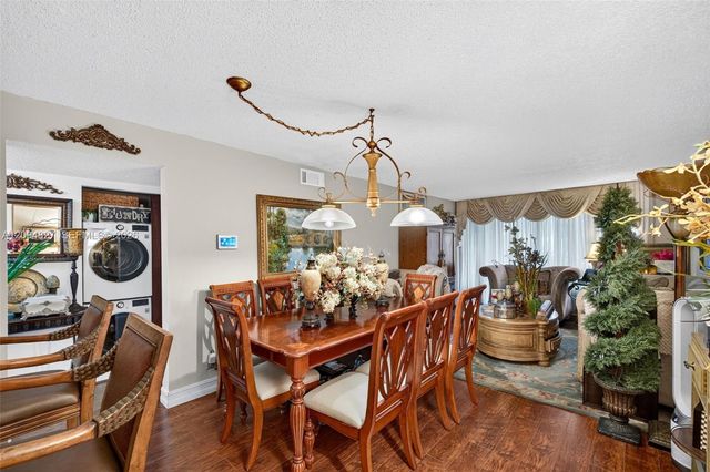 204 Lake Pointe Drive 107, Oakland Park, FL 33309