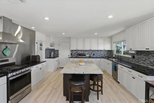 8318 La Senda, Rancho Cucamonga, CA 91701