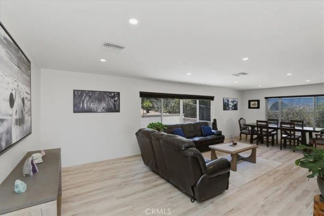 8318 La Senda, Rancho Cucamonga, CA 91701