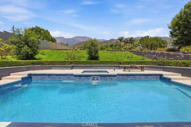 8318 La Senda, Rancho Cucamonga, CA 91701