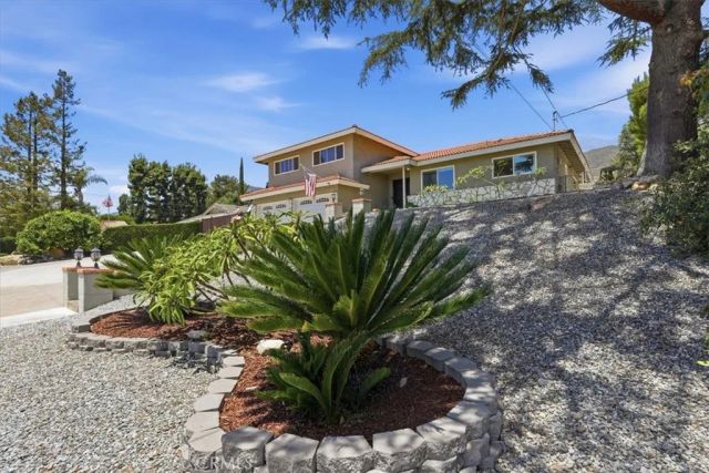 8318 La Senda, Rancho Cucamonga, CA 91701