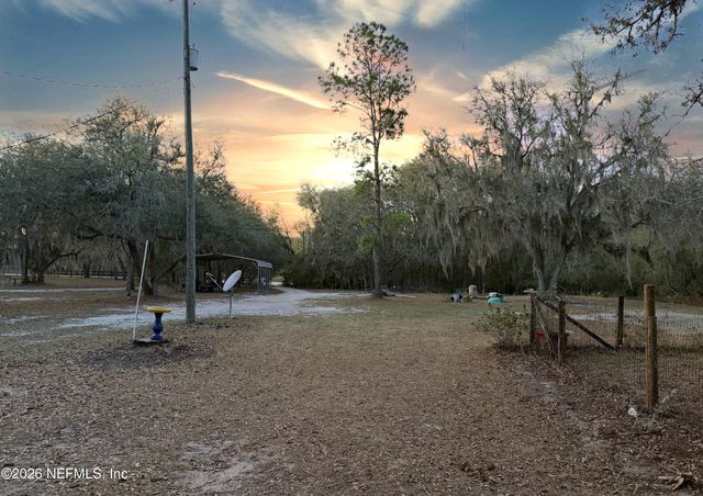 273 NEAL Road, Hawthorne, FL 32640