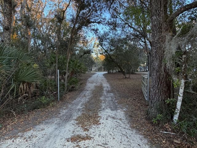 273 NEAL Road, Hawthorne, FL 32640