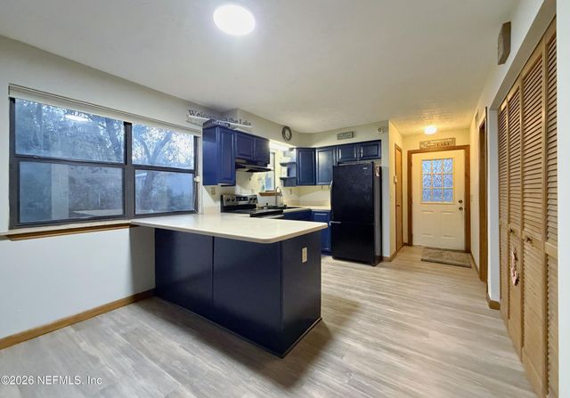 273 NEAL Road, Hawthorne, FL 32640