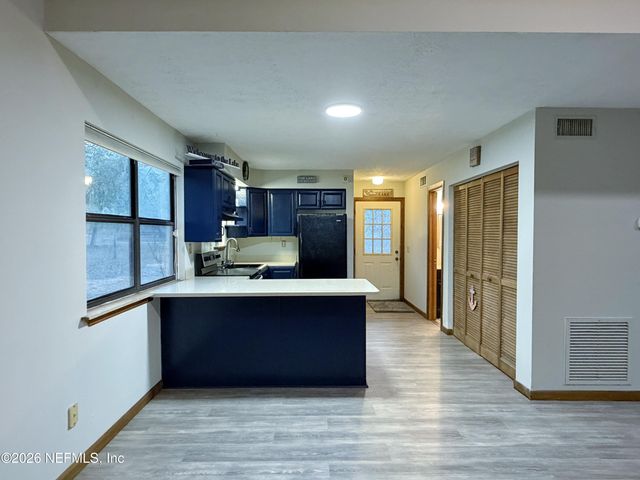 273 NEAL Road, Hawthorne, FL 32640