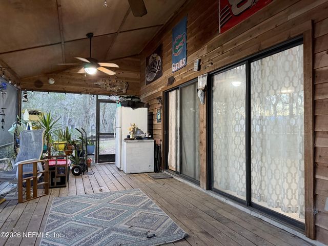 273 NEAL Road, Hawthorne, FL 32640