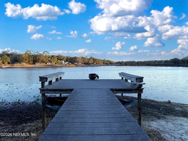 273 NEAL Road, Hawthorne, FL 32640