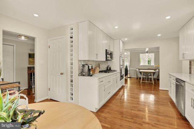 4721 PICKETT RD, Fairfax, VA 22032