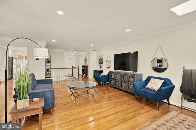 4721 PICKETT RD, Fairfax, VA 22032