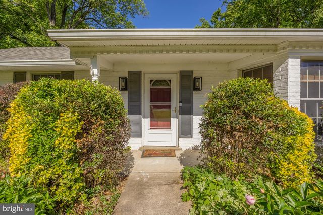 4721 PICKETT RD, Fairfax, VA 22032