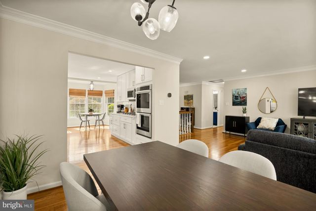 4721 PICKETT RD, Fairfax, VA 22032