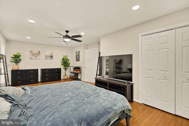 4721 PICKETT RD, Fairfax, VA 22032