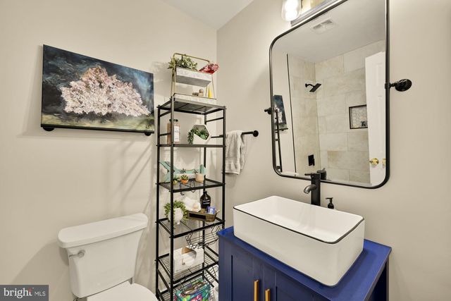 4721 PICKETT RD, Fairfax, VA 22032