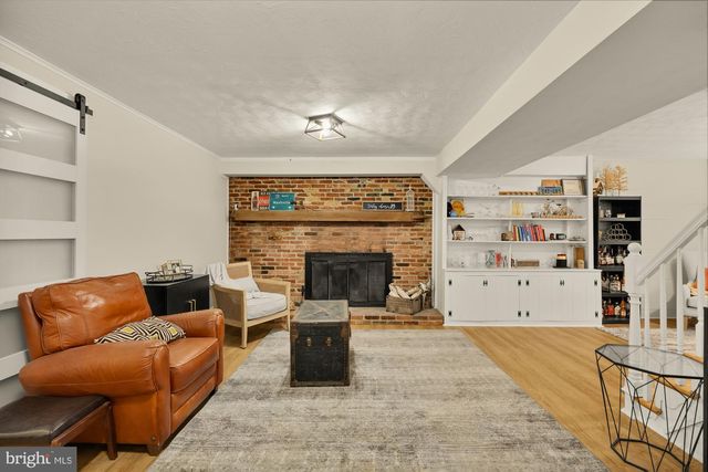 4721 PICKETT RD, Fairfax, VA 22032