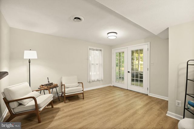 4721 PICKETT RD, Fairfax, VA 22032
