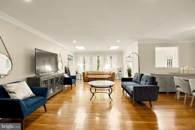 4721 PICKETT RD, Fairfax, VA 22032