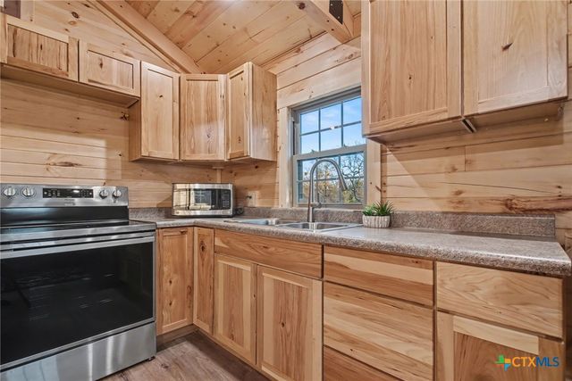 13510 Private Road 3642, Kempner, TX 76539