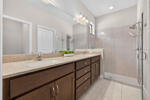 1414 N RIVER CIRCLE, Tarpon Springs, FL 34689