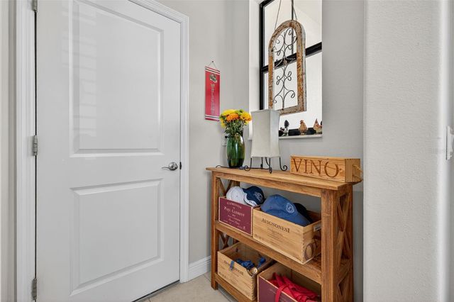 1414 N RIVER CIRCLE, Tarpon Springs, FL 34689