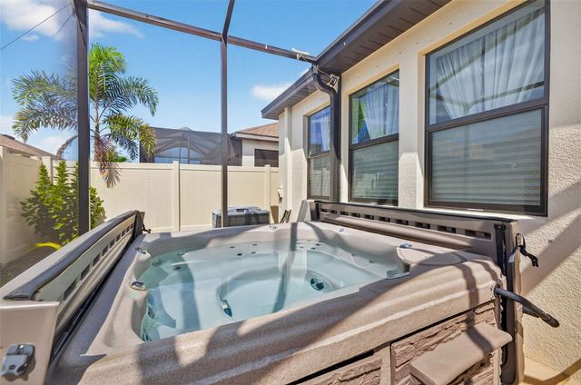 1414 N RIVER CIRCLE, Tarpon Springs, FL 34689