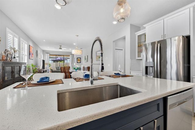 1414 N RIVER CIRCLE, Tarpon Springs, FL 34689