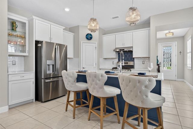 1414 N RIVER CIRCLE, Tarpon Springs, FL 34689