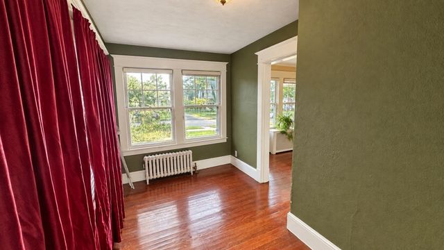 25 Wexford St., Springfield, MA 01118