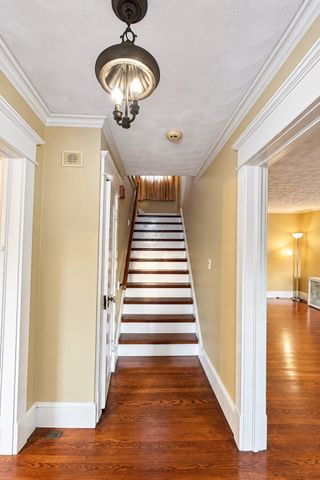 25 Wexford St., Springfield, MA 01118