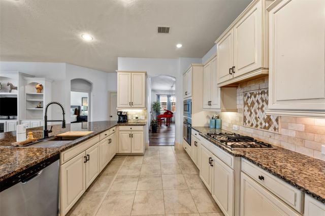 31025 Sunfall Trail Lane, Spring, TX 77386