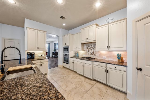 31025 Sunfall Trail Lane, Spring, TX 77386