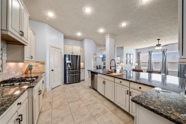 31025 Sunfall Trail Lane, Spring, TX 77386