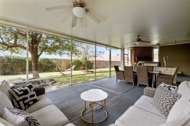 31025 Sunfall Trail Lane, Spring, TX 77386