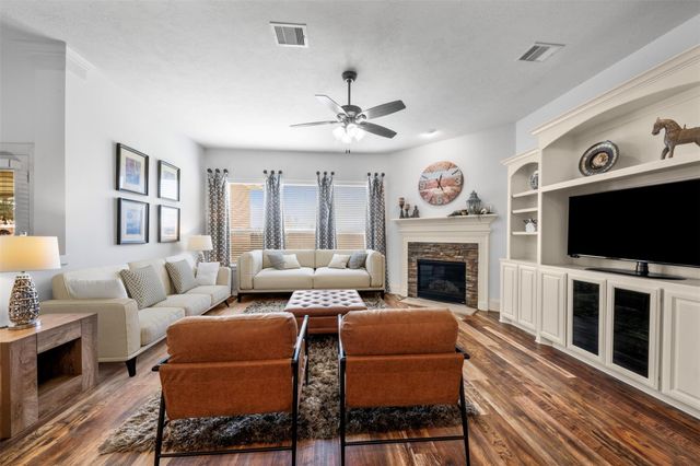 31025 Sunfall Trail Lane, Spring, TX 77386