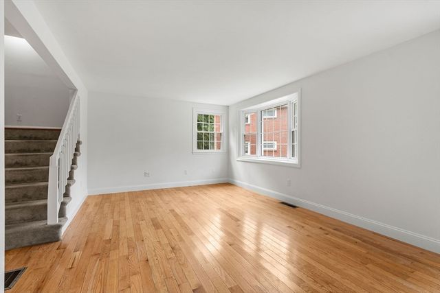 9 Franzone Dr 9, Haverhill, MA 01835