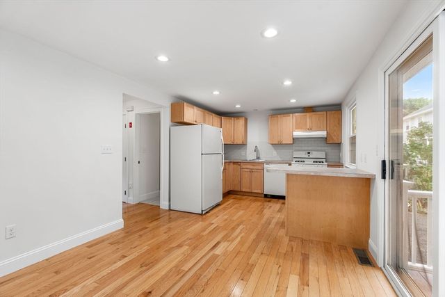 9 Franzone Dr 9, Haverhill, MA 01835