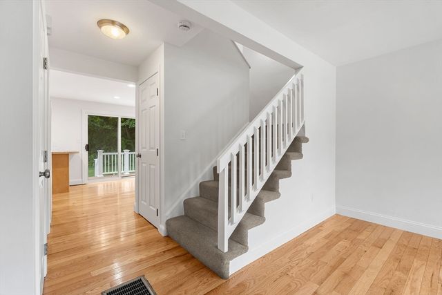 9 Franzone Dr 9, Haverhill, MA 01835