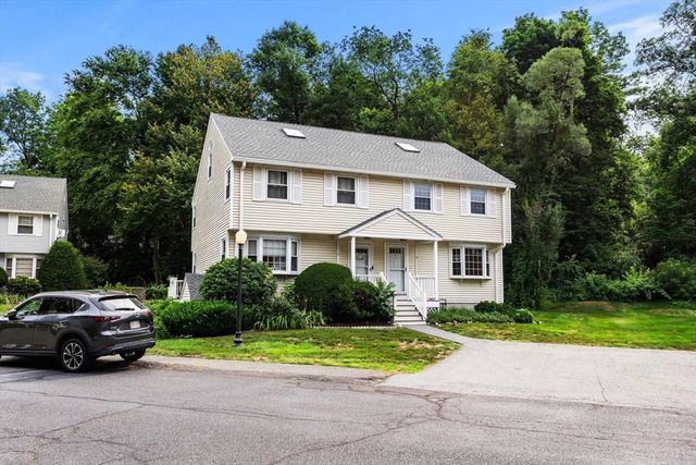 9 Franzone Dr 9, Haverhill, MA 01835
