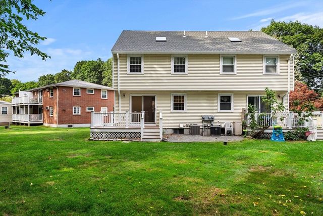 9 Franzone Dr 9, Haverhill, MA 01835