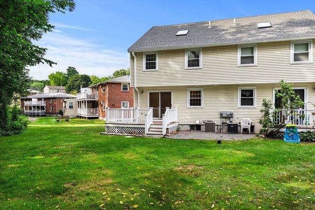 9 Franzone Dr 9, Haverhill, MA 01835