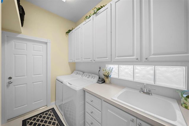 5609 LUCIA PLACE, Sarasota, FL 34238