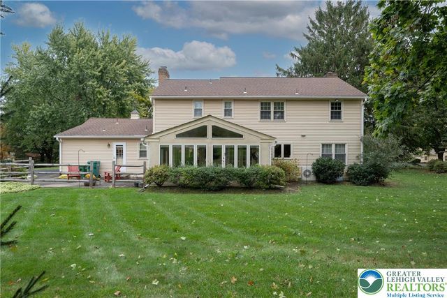 2570 Millbrook Drive, Lower Macungie Twp, PA 18049